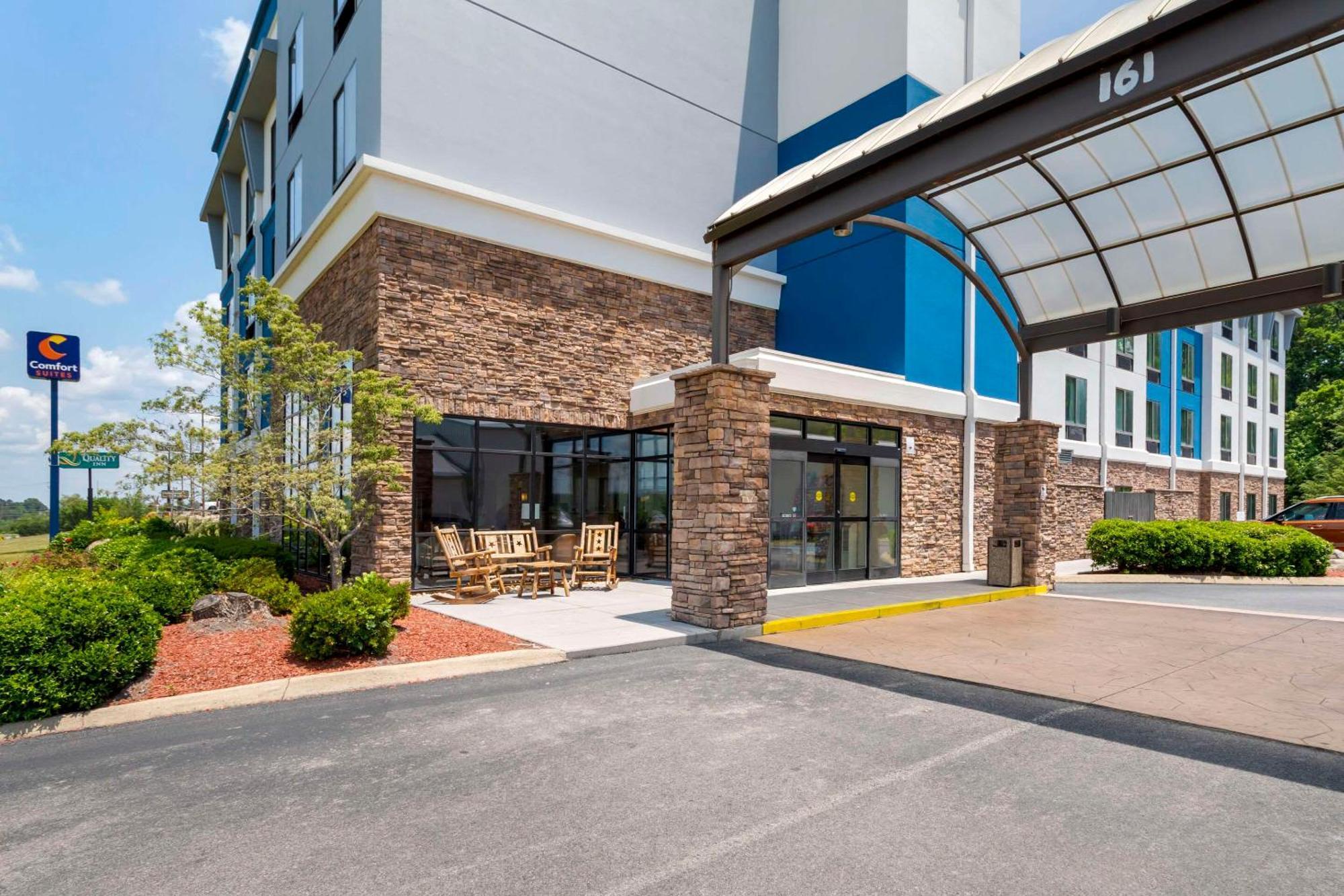 Comfort Suites Kodak Sevierville Exterior photo